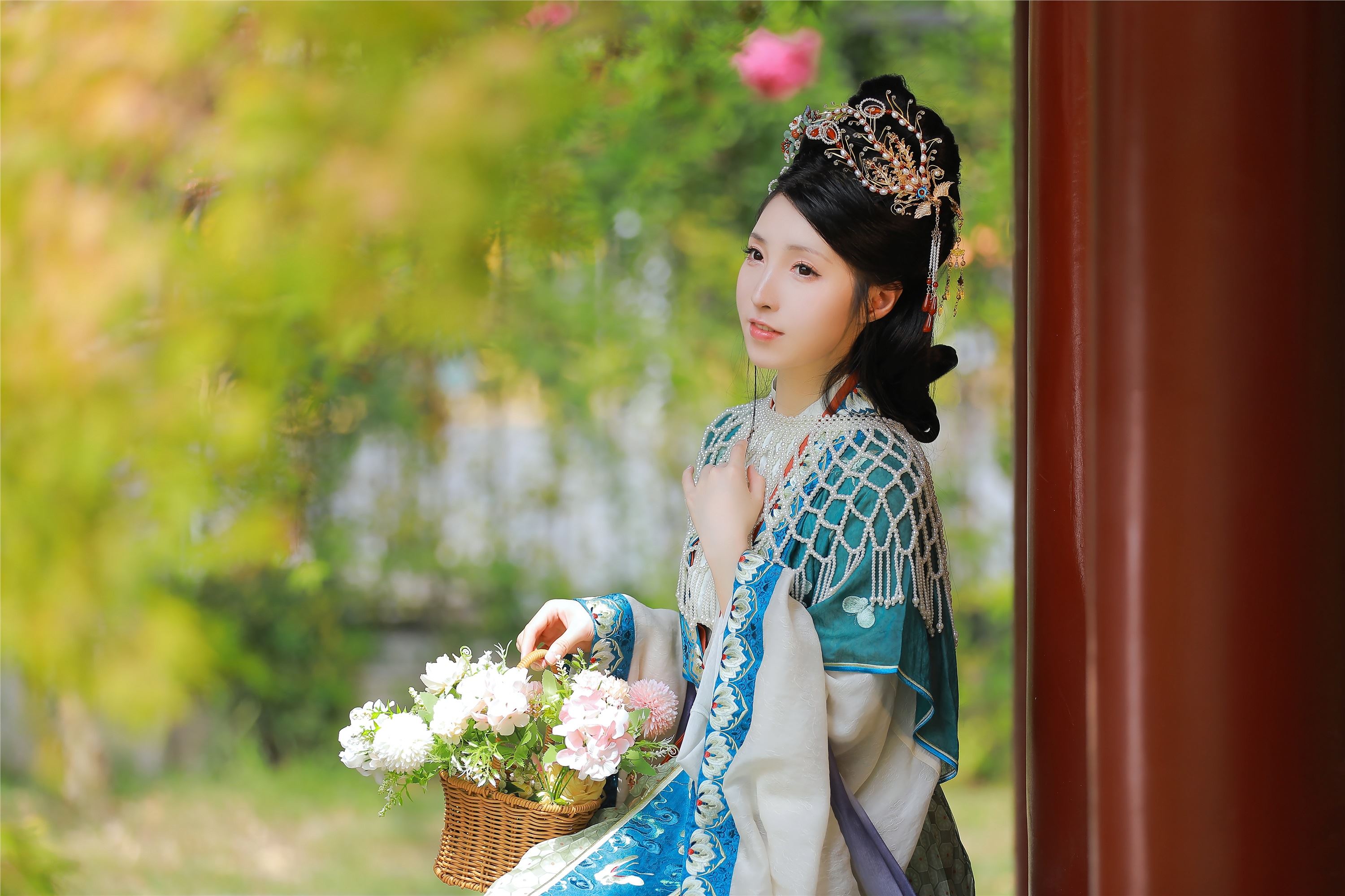 YITUYU艺图语 2025.01.30 秋风起 李猜